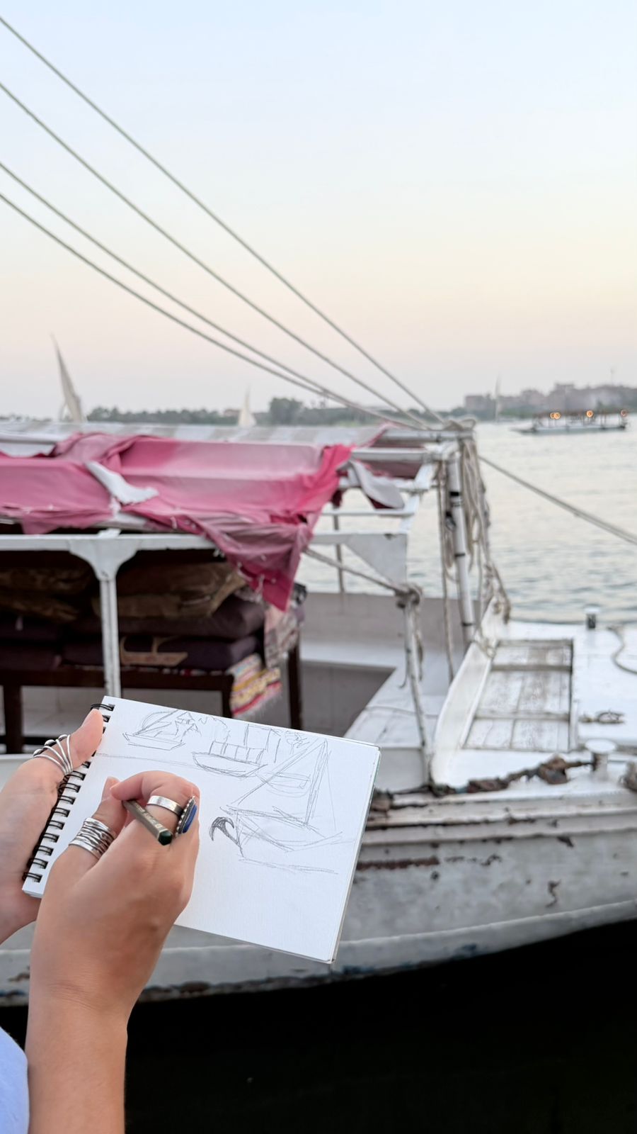Sketching Cairo Vol. 3: Around Cinema Radio (5 of 5)