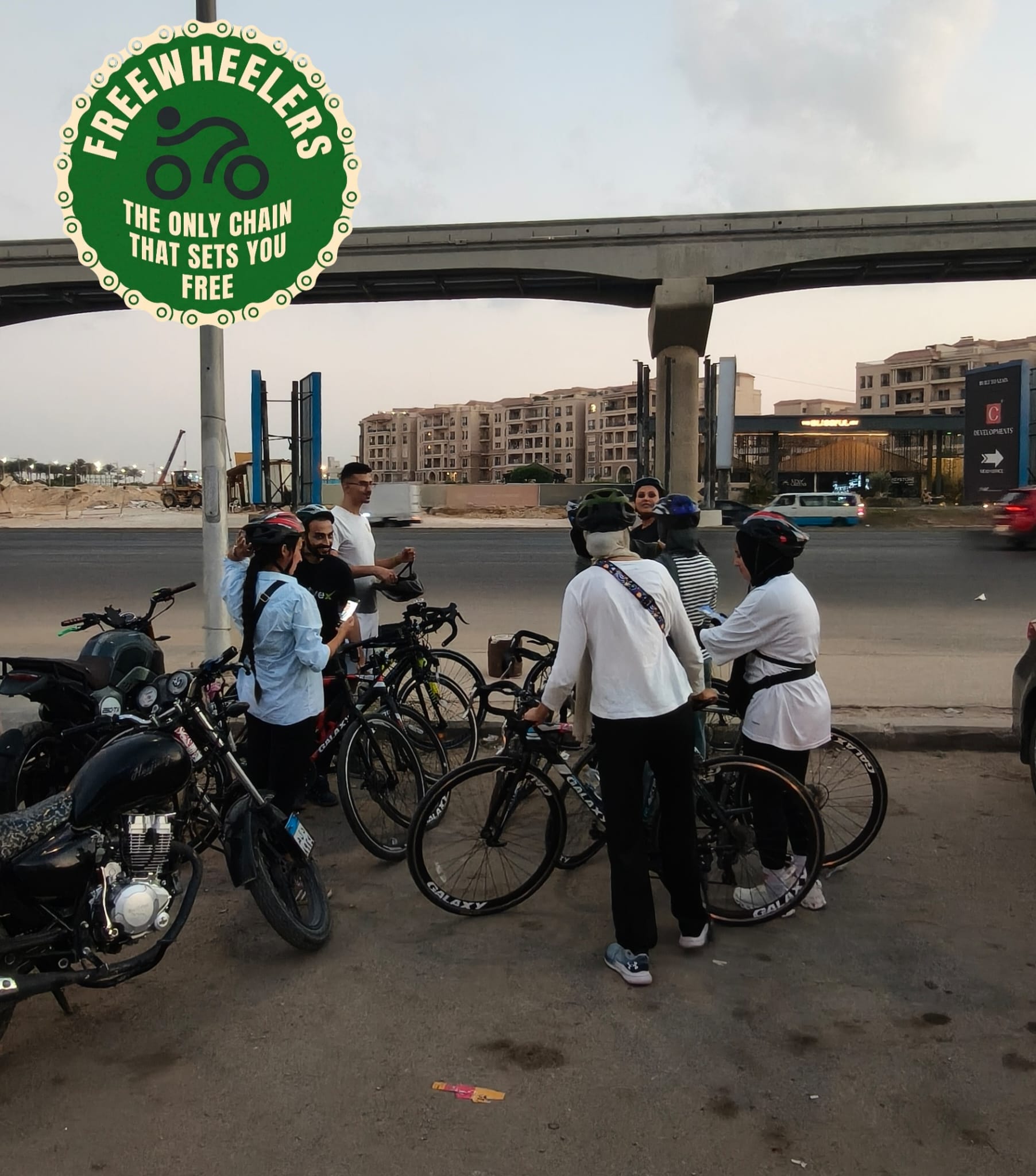 Sunset Cycling Ride and Coffee Break at Second Cup - New Cairo (6 of 7)