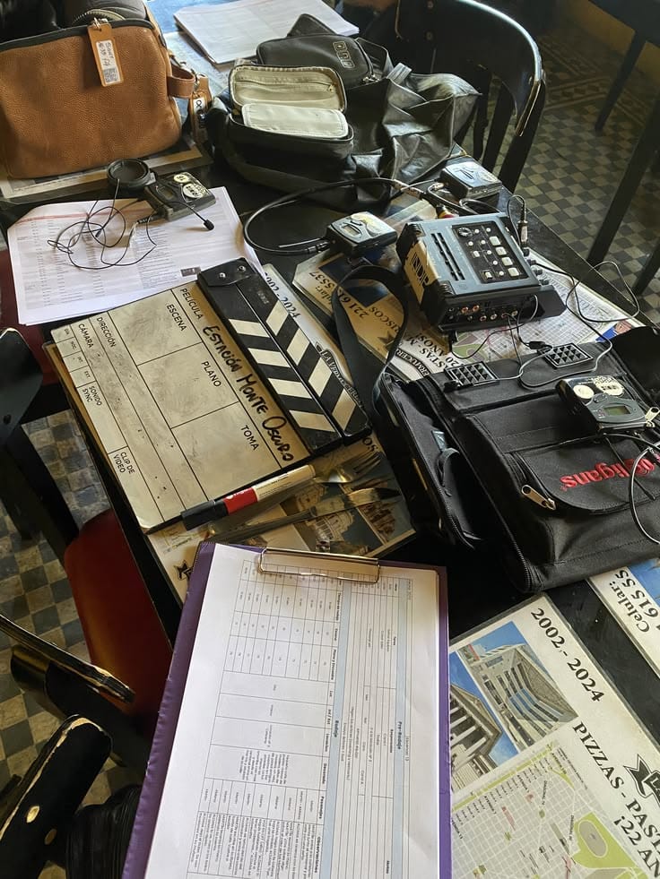 The Creative Table: Where Different Minds Make Things Together