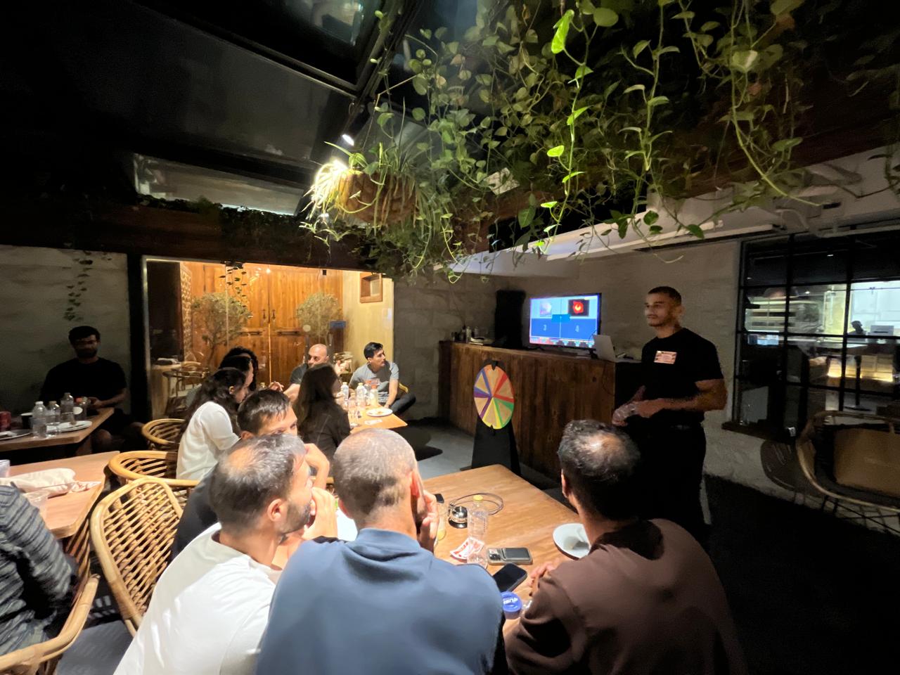 Halloween TRIVIATHON Trivia Night + Snacks & Drinks (11 of 11)